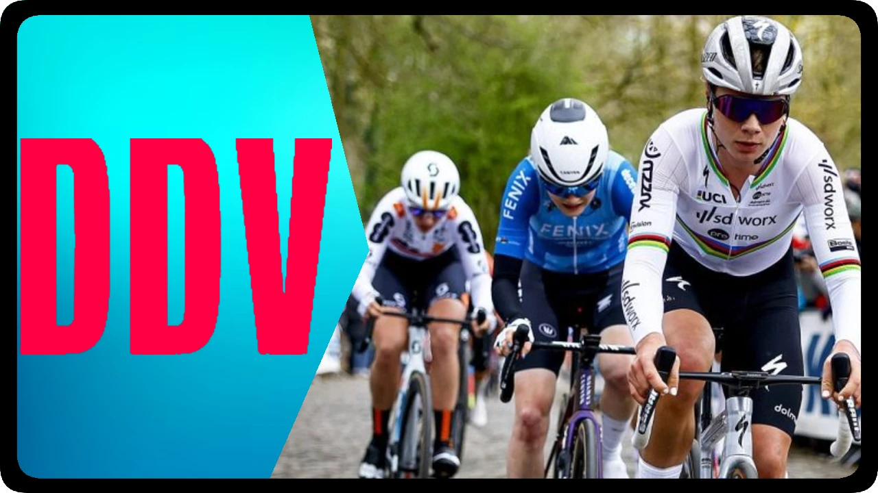 ELISA BÁLSAMO LOTTE KOPECKY PUCK PIETERSE ELISA LONGO BORGHINI ELISE CHABBEY LIANE LIPPERT ADOQUINES A TRAVÉS DE FLANDES FEMENINA CLÁSICAS UCI 2025 SENIOR FEMENINO